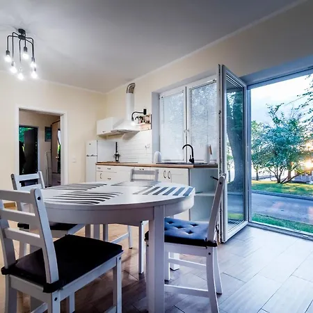 Pod Grotem Z Widokiem Na Jezioro, Oczy Mazur Apartment